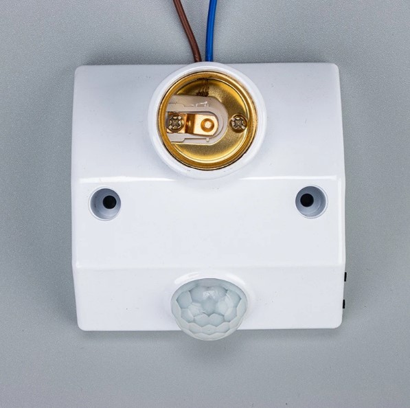 Đui đèn cảm biến hồng ngoại 60W MPE IRHD2 120º 2 Đui đèn cảm biến hồng ngoại 60W MPE IRHD2