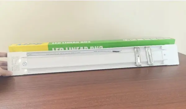 Đèn LED Bán Nguyệt 36W 1m2 MPE BN3 thân Nhôm