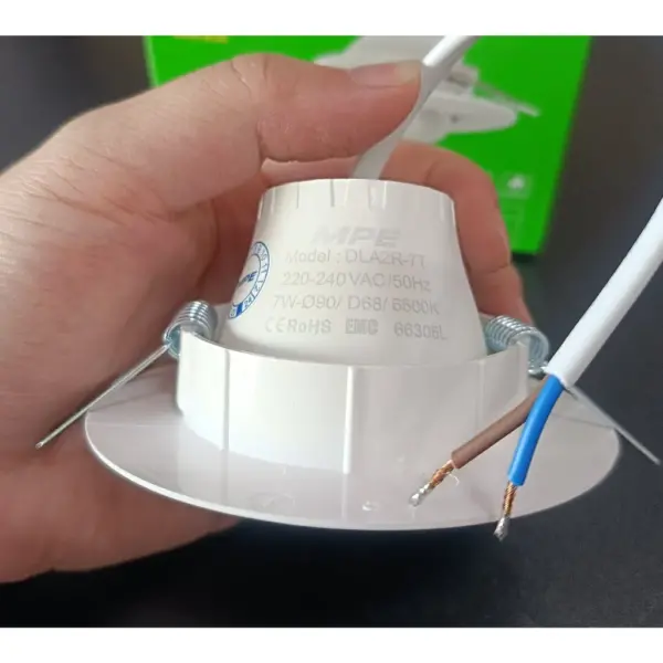 Đèn LED Downlight 3W MPE DLA2R mặt tròn